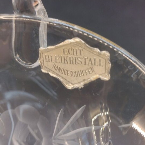 Small crystal decorative basket like new