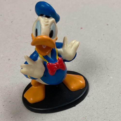 Disney Applause Plastic Donald In good condition Price 4.50 Euros