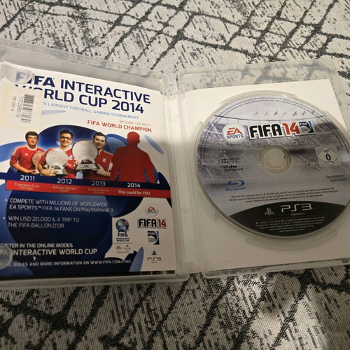 FIFA 14 for PlayStation 3 used, sports game