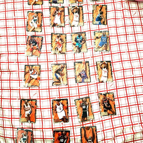 NBA Fleer Card Pack 96-97 Vintage, Like New, 100+ Cards