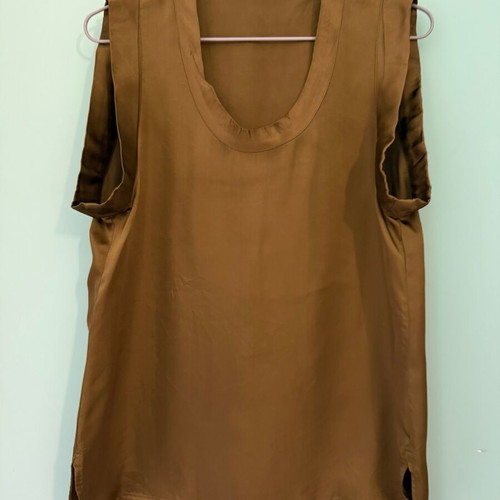 Sisley khaki sleeveless blouse satin look size S like new