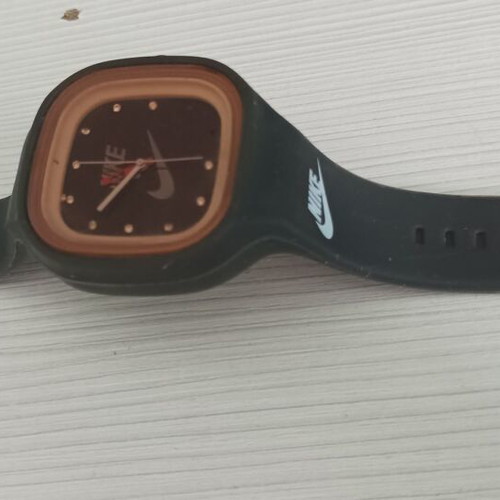 Nike wristwatch used, black and brown