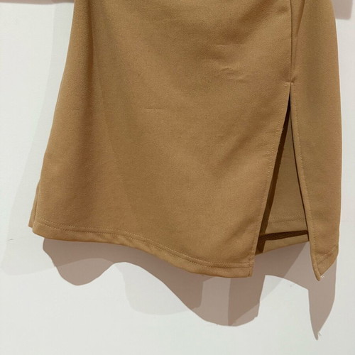 Beige skirt with inner shorts like new