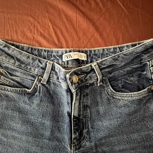Zara jeans size 38 like new, blue