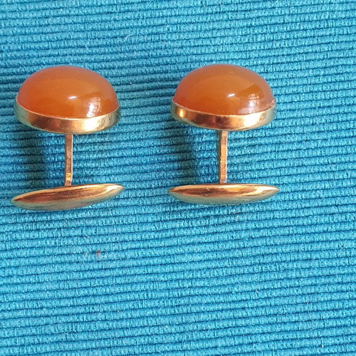 Vintage 60s cufflinks with baltic amber used, gold plated