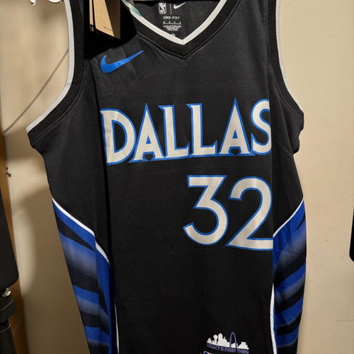 Dallas Mavericks Nike 2025-26 City Edition Cooper Flagg Jersey Small new