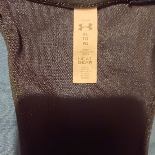 Under Armour black Dry Fit tank top XL