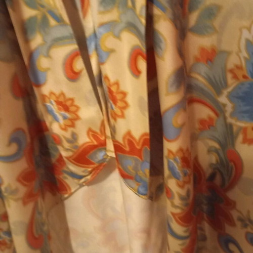 Kimono robe asymmetrical satin like new, multicolored