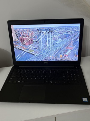Dell Latitude 3500 φορητός υπολογιστής, i5-8265U, 16GB RAM, 256GB SSD + 500GB HDD, Windows 11, Office 2024