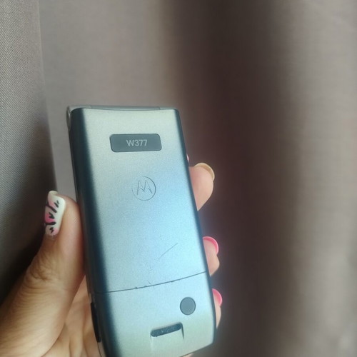 Motorola W377 mobile phone, gray