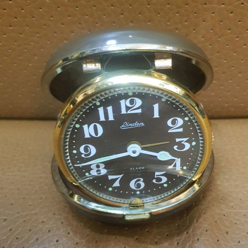 Vintage Linden travel alarm clock used
