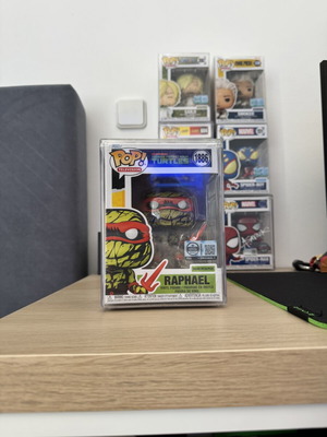 Funko Pop! Teenage Mutant Ninja Turtles Raphael #1886 Limited Edition