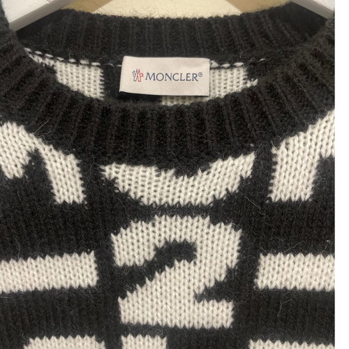 Moncler sweater black and white, XS kids