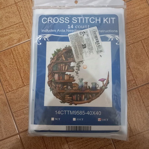 Cross Stitch Embroidery Set "Books" New