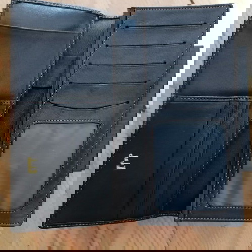 Alfred Dunhill портмоне ново, естествена кожа в черно със златисто лого