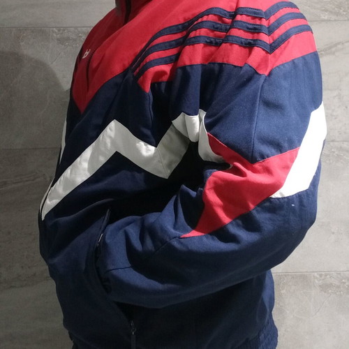 Adidas vintage 90s track jacket used, red and navy with zigzag design, size S