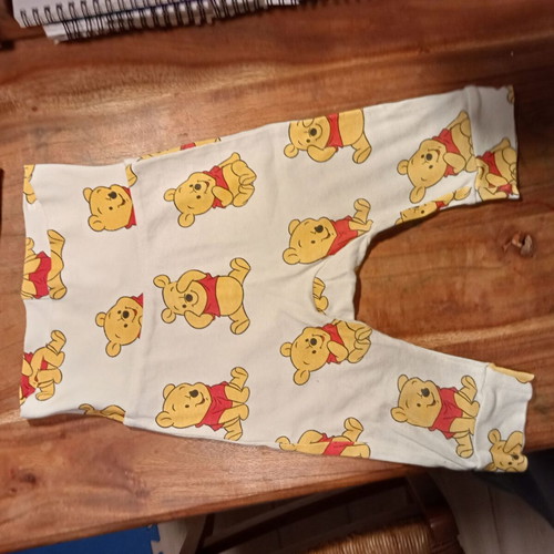 H&M Winnie the Pooh baby set like new, long-sleeve bodysuit, pants, hat 62 cm
