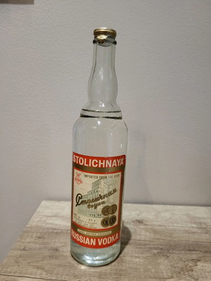 Vodka Stolichnaya 1965 new, sealed bottle