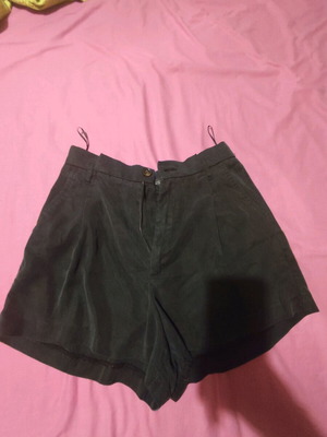 Zara fabric shorts like new, size S, black