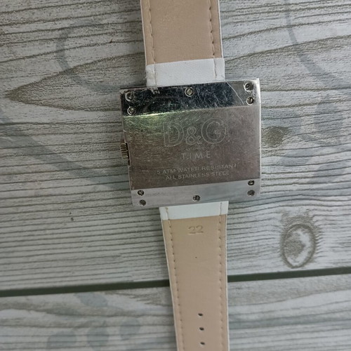 Dolce & Gabbana women's watch used, leather strap, silver