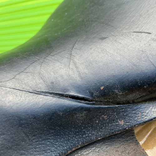 Horse Dressage Saddle leather used Macel