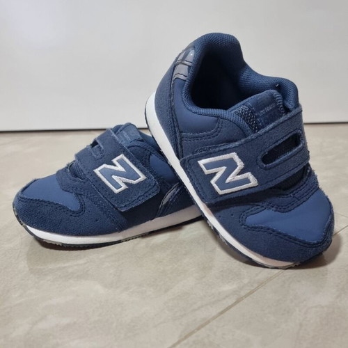 New Balance Lifestyle Kids Sneakers Navy Blue like new