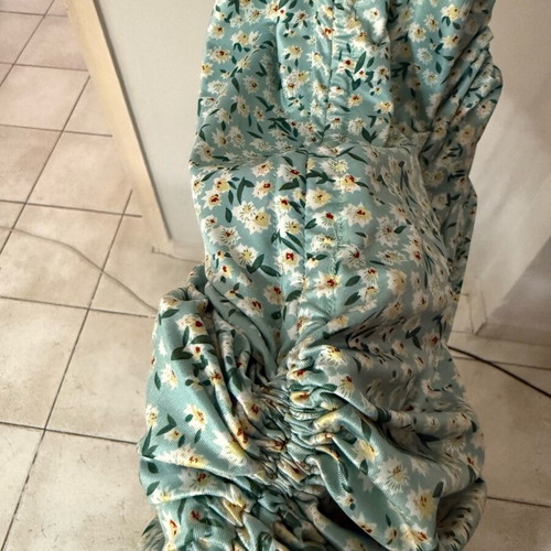 Dress new, size S with adjustable ruching