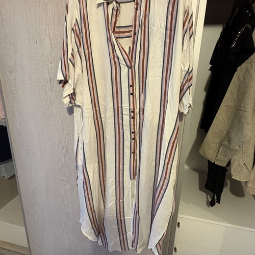 Mat women's dress like new, size 5XL, white and multicolor
