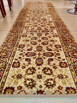 Runner rug used in excellent condition 265x80cm