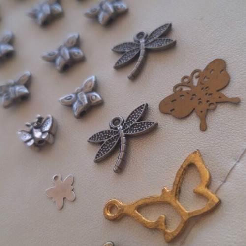25 butterfly and dragonfly charms for crafts