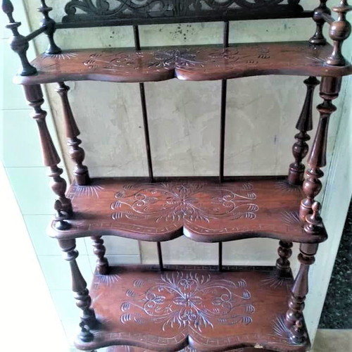 Wooden carved étagère vintage with four shelves
