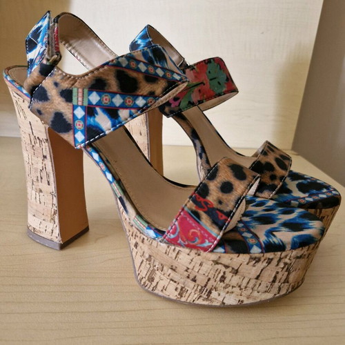 Shoes platform sandals new, size 39, multicolor