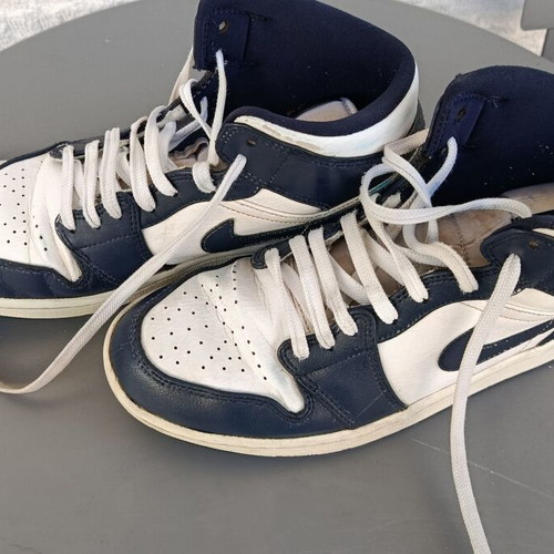 Nike Air Jordan Mid Obsidian men's sneakers size 43 white/blue like new