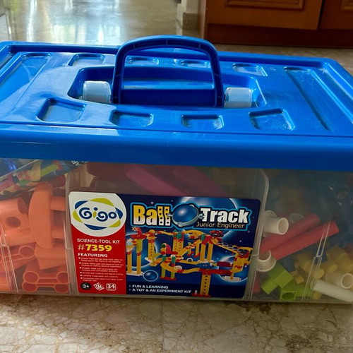 GIGO Ball Track like new junior engineer 3+