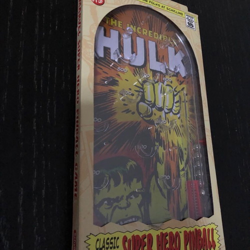 Incredible Hulk Pinball Classic Marvel Super-Hero new 2008