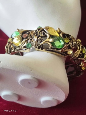 Vintage bracelets with gold finish and multicolored stones