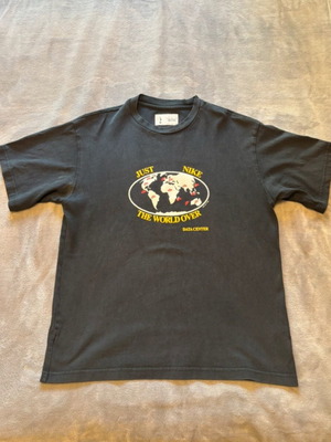 Nike graphic T-shirt “Just Nike The World Over” used, men's L, black