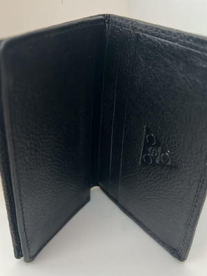 Black leather card holder and wallet like new