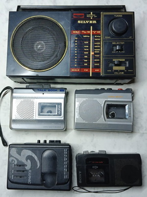 Silver radio and 4 non-working cassette recorders used, set of 5