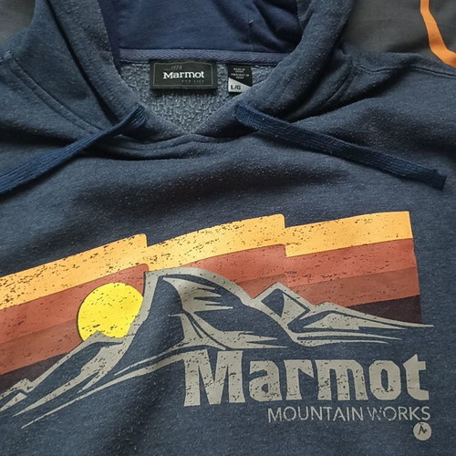 Battery, Marmot, Cotton4all blouses like new, sizes L, XL, XXL