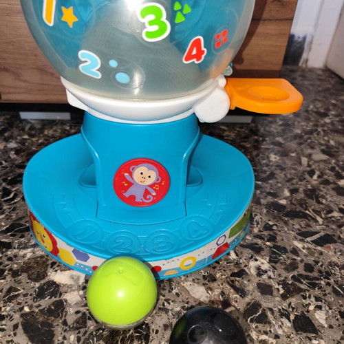 Fisher Price Go Baby Go Swirl'n Tunes Gumball toy