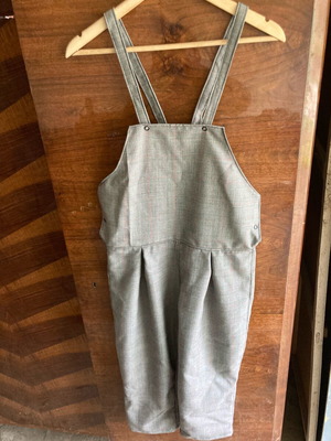Throusers size S oversized like new