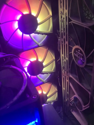 PC με Ryzen 9 7900X και ASUS 5080 κάρτα γραφικών σαν καινούργιο