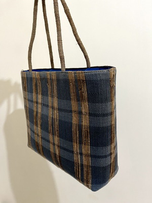 Kiwi Saint-Tropez Summer Woven Shoulder Bag like new, blue and brown