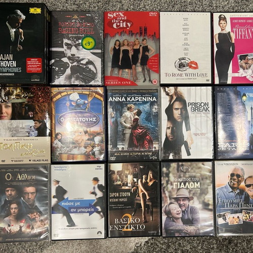 DVDs like new, pack of 28, classic and new movies
