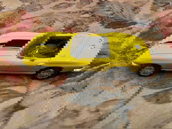 Αυτοκινητακι Chevrolet Corvette C2 New Ray 1:43