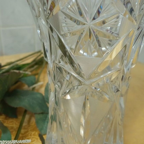 Crystal round vase new