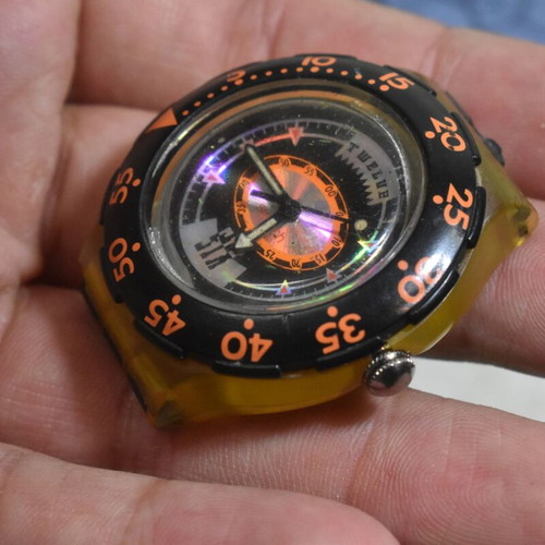 Vintage Swatch Scuba Jellyfish watch used for parts or repair