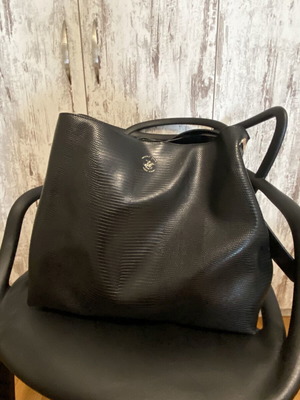 Beverly Hills Polo Club Black Textured Shoulder Tote Bag like new