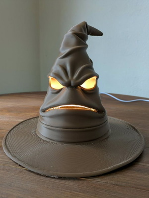 3D Harry Potter Sorting Hat lamp like new
